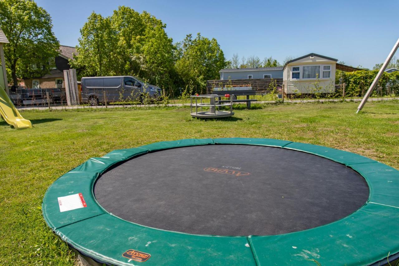 סנט מארטן Chalet 3A Op Recreatiepark De Wielen מראה חיצוני תמונה